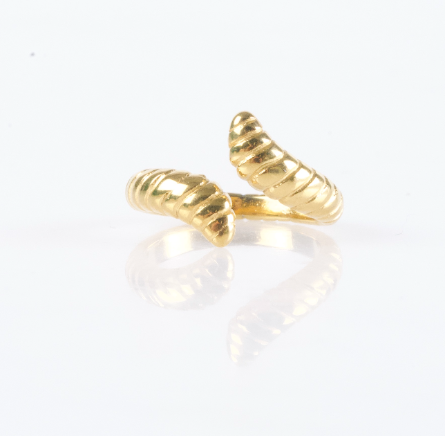 Anillo Snake Charm